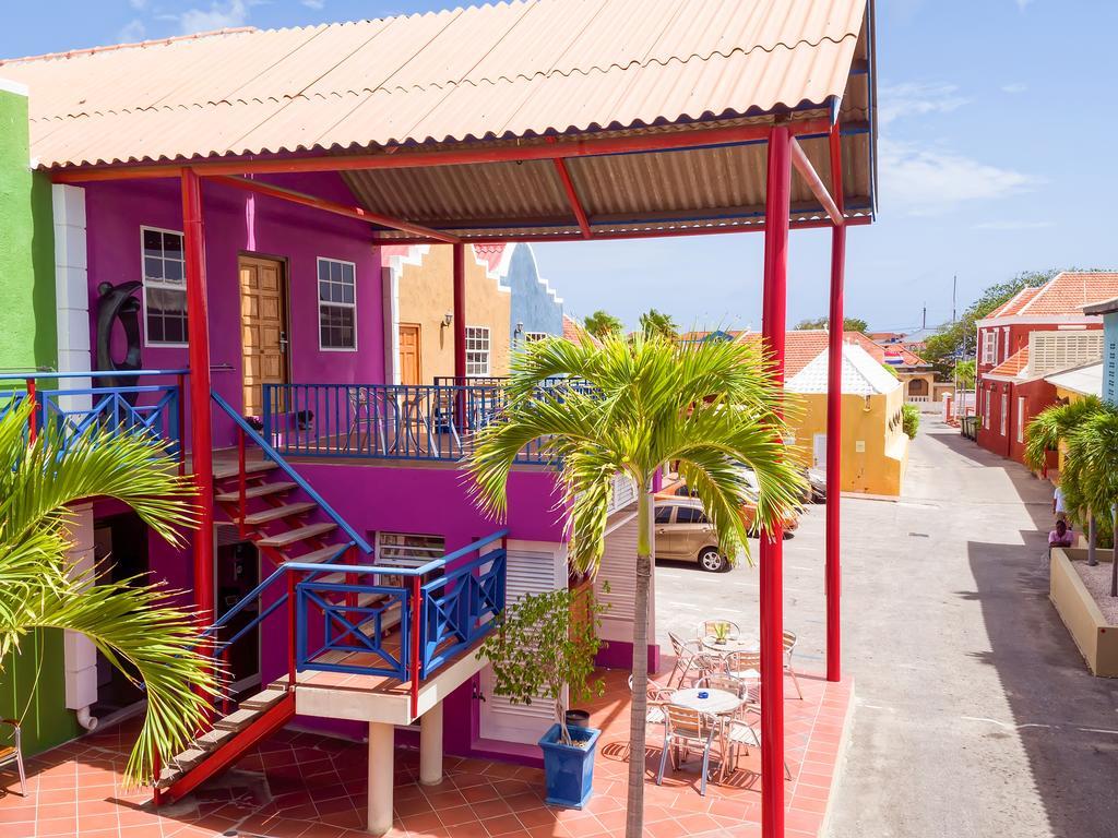 The Ritz Hostel Willemstad Extérieur photo