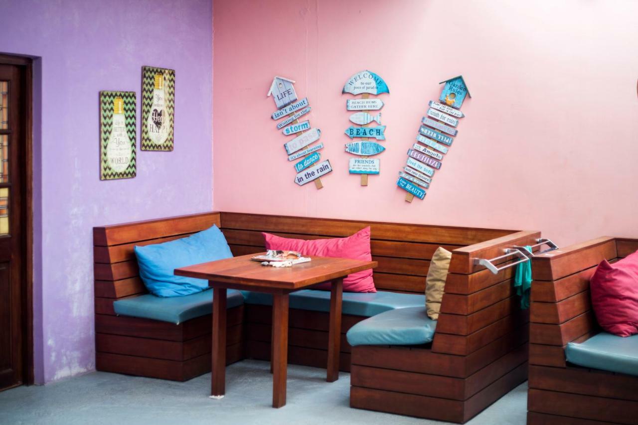 The Ritz Hostel Willemstad Extérieur photo